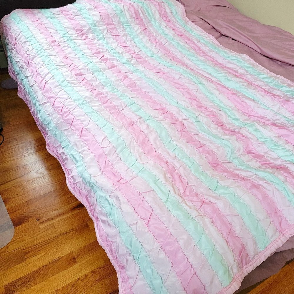 Striped Silky Smooth Shiny Texture Light Weight Long Pastel Color Block Blanket